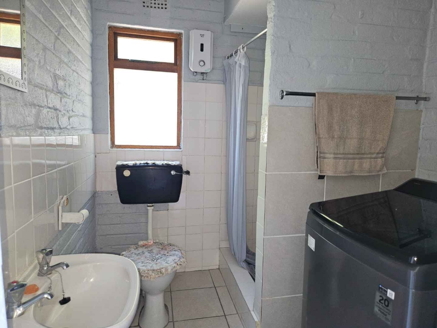 4 Bedroom Property for Sale in Pearly Beach Western Cape